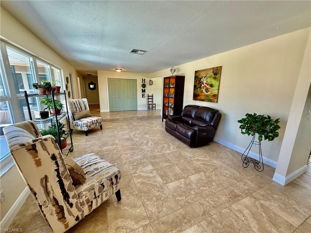 70 Ortona ST, LEHIGH ACRES FL 33936-32