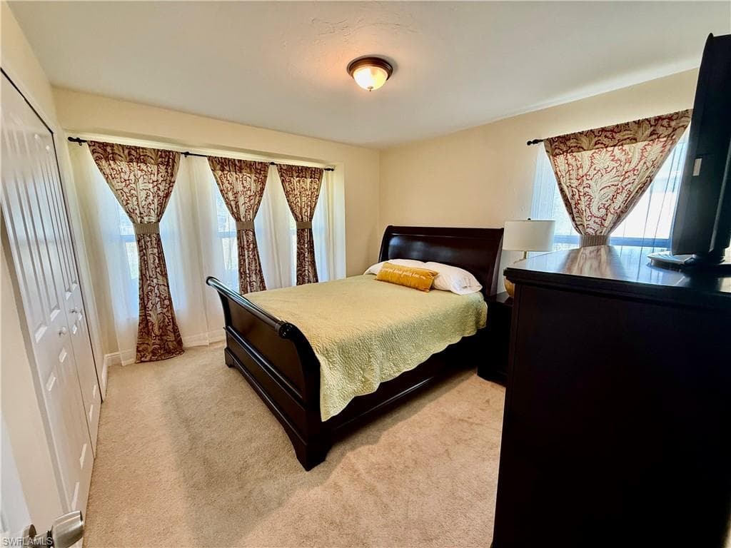 70 Ortona ST, LEHIGH ACRES FL 33936-43