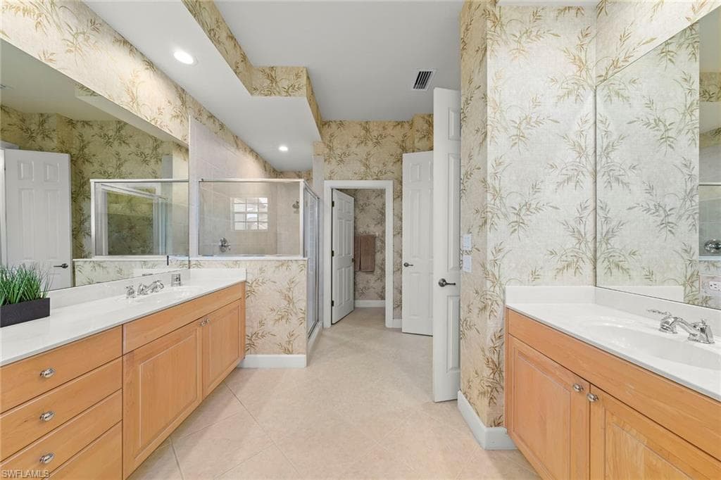 23761 Merano CT # 202, ESTERO FL 34134-21