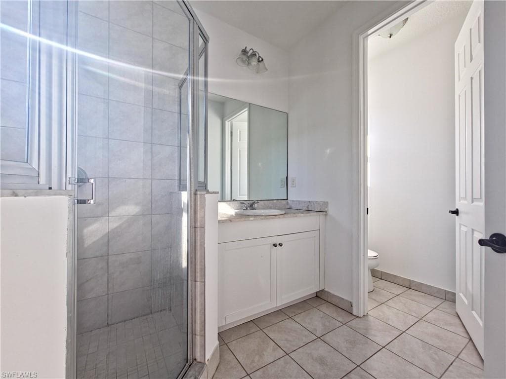 8923 Madrid CIR, NAPLES FL 34104-11