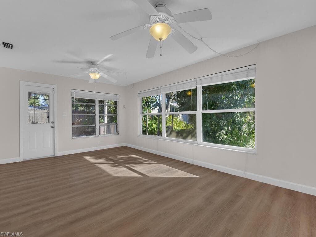 1016 Bayshore AVE, FORT MYERS FL 33919-17