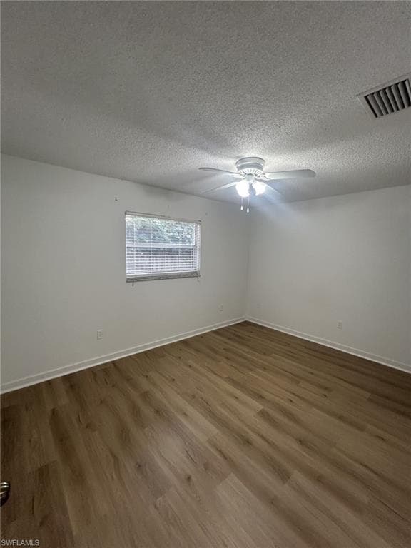 1124 Highlands DR, NAPLES FL 34103-8