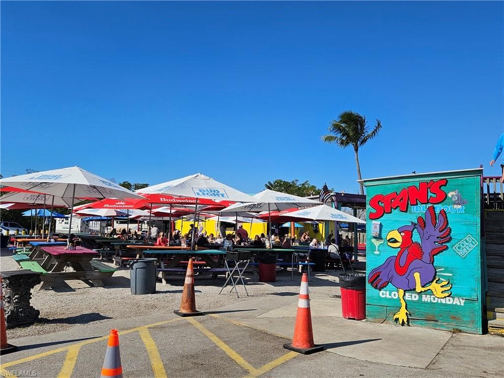 238 Harbor PL N, OTHER FL 34140-17