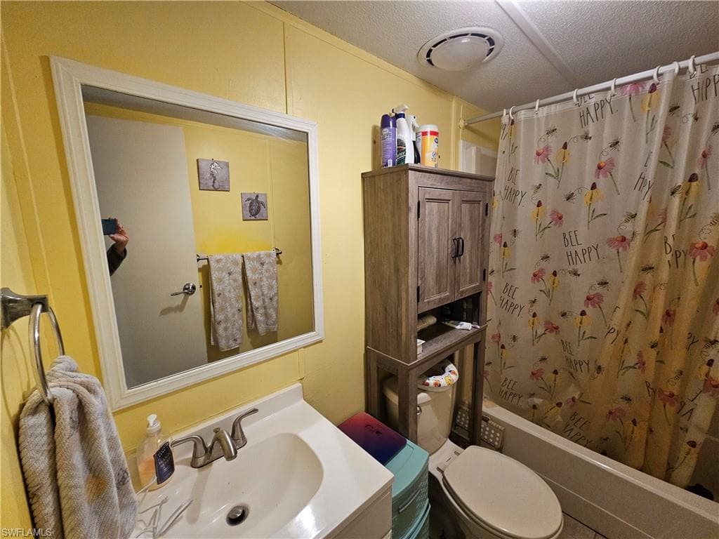 238 Harbor PL N, OTHER FL 34140-14