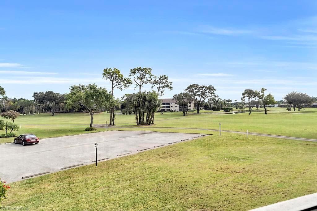 1075 Foxfire LN # 203, NAPLES FL 34104-19