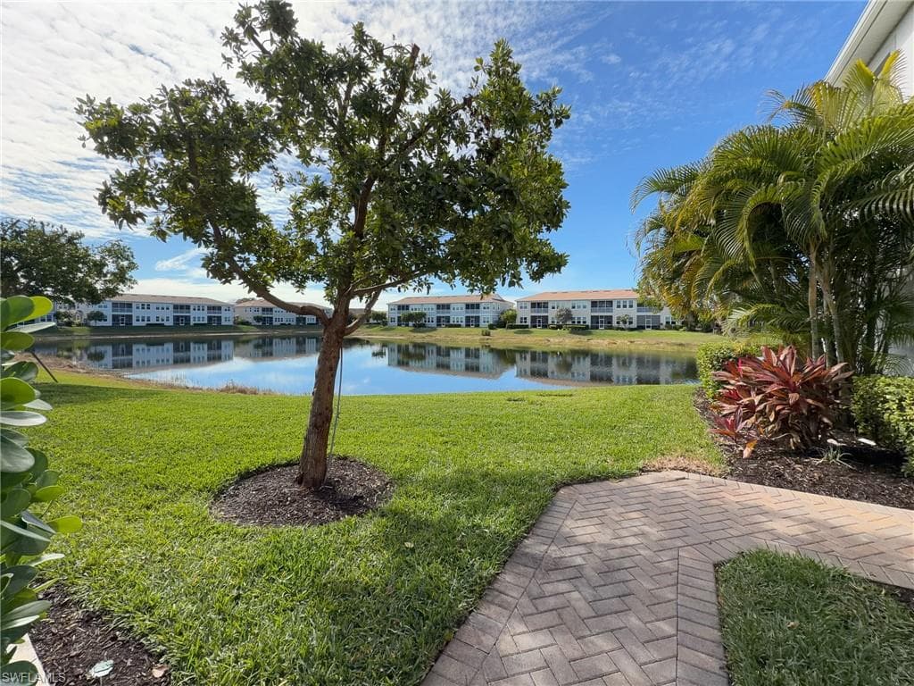 4721 Arboretum CIR # 201, NAPLES FL 34112-24