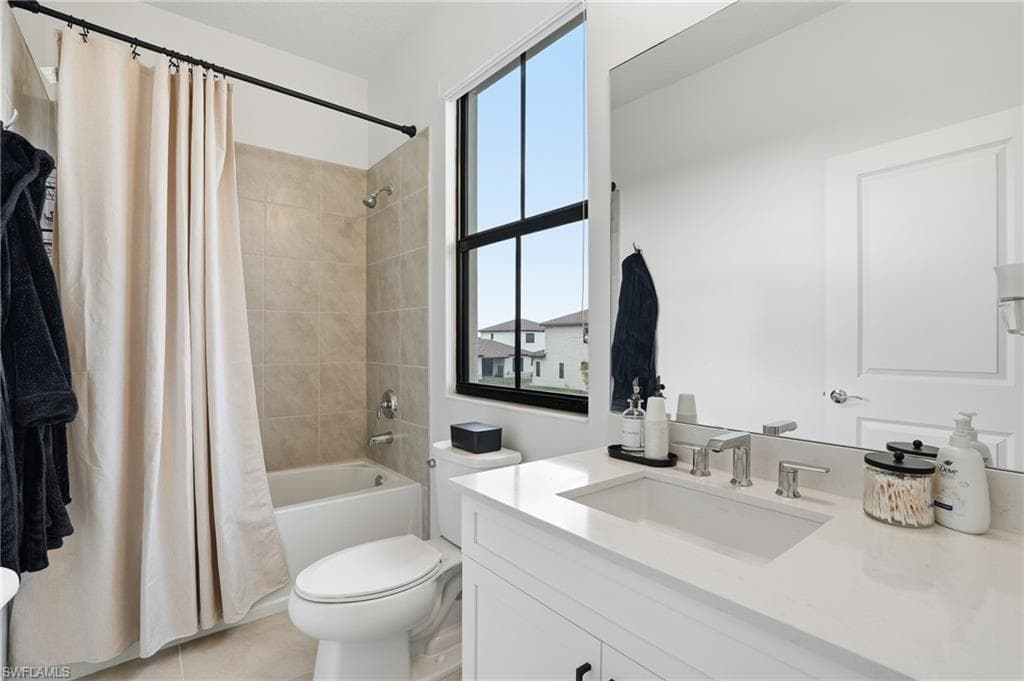 5653 Cassidy LN, AVE MARIA FL 34142-24