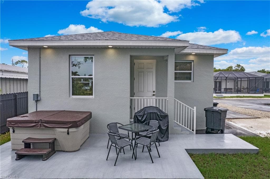 26961 Riverside DR, BONITA SPRINGS FL 34135-22