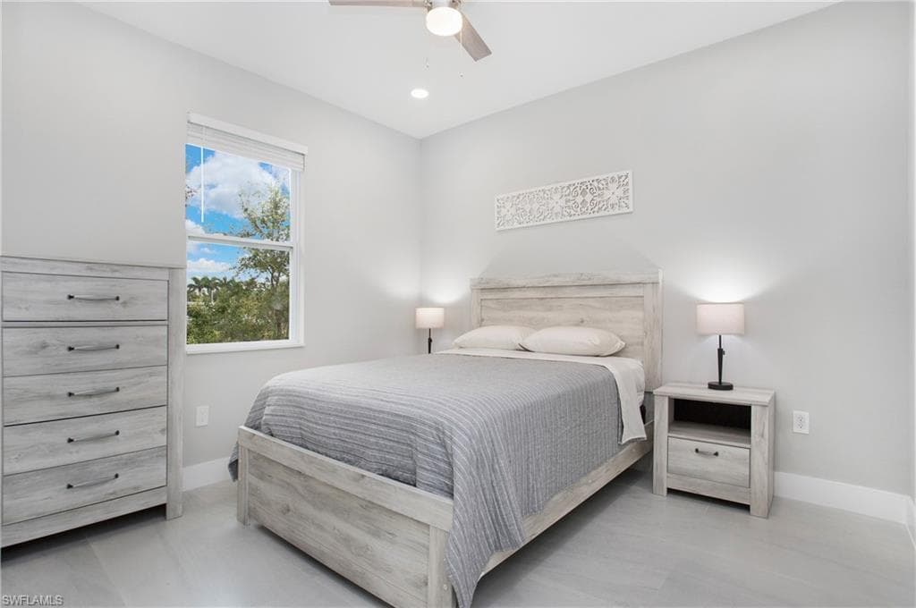 26961 Riverside DR, BONITA SPRINGS FL 34135-29