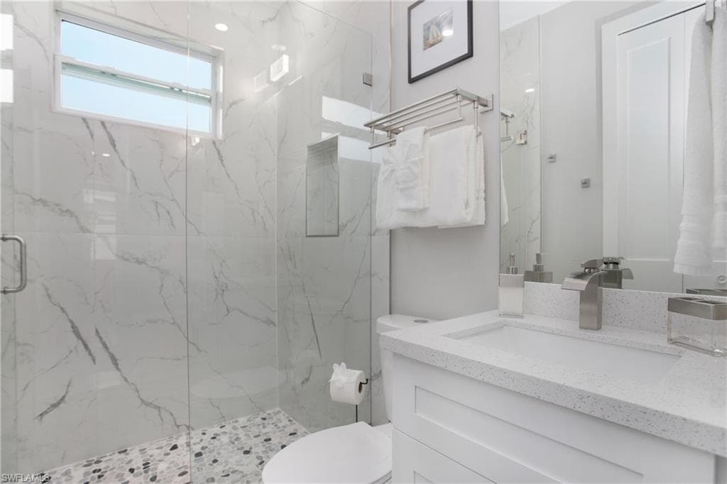 26951 Riverside DR, BONITA SPRINGS FL 34135-26
