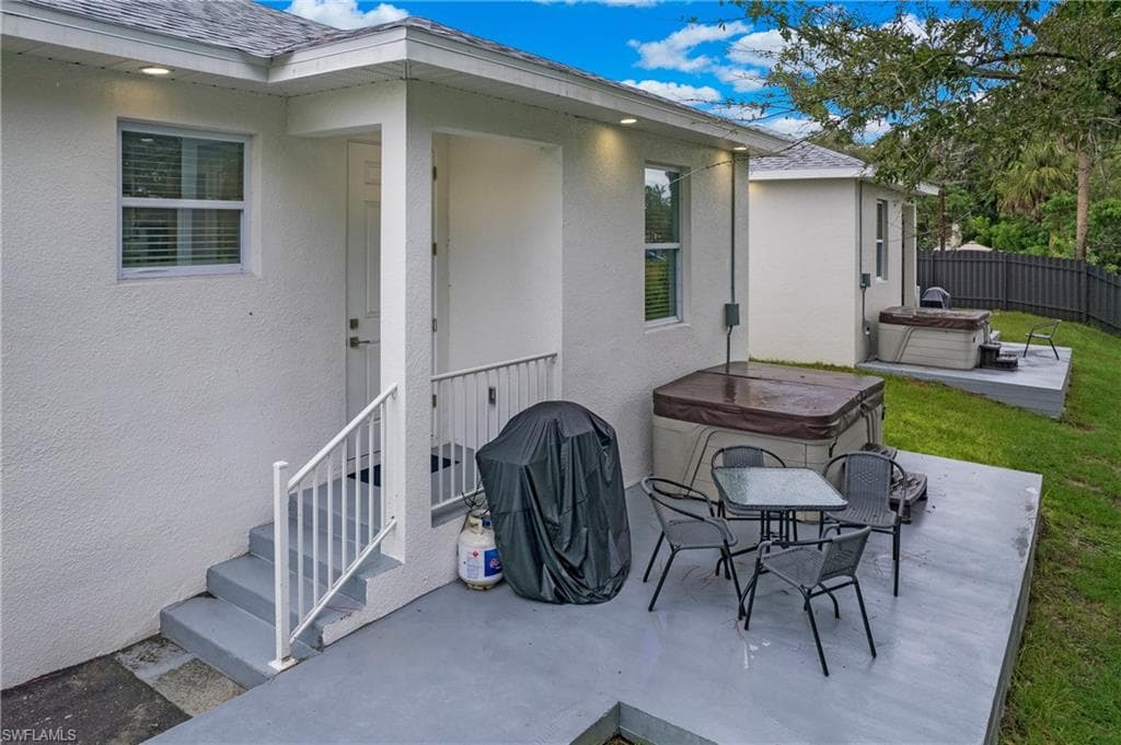 26951 Riverside DR, BONITA SPRINGS FL 34135-30