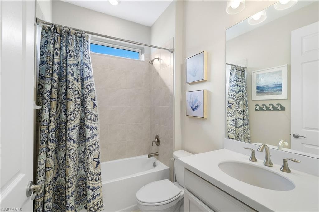 16530 Seagate PL, BONITA SPRINGS FL 34135-20