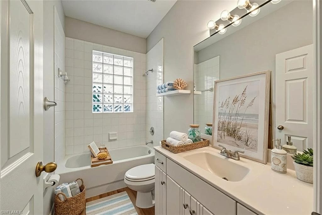 19741 Vintage Trace CIR, ESTERO FL 33967-30