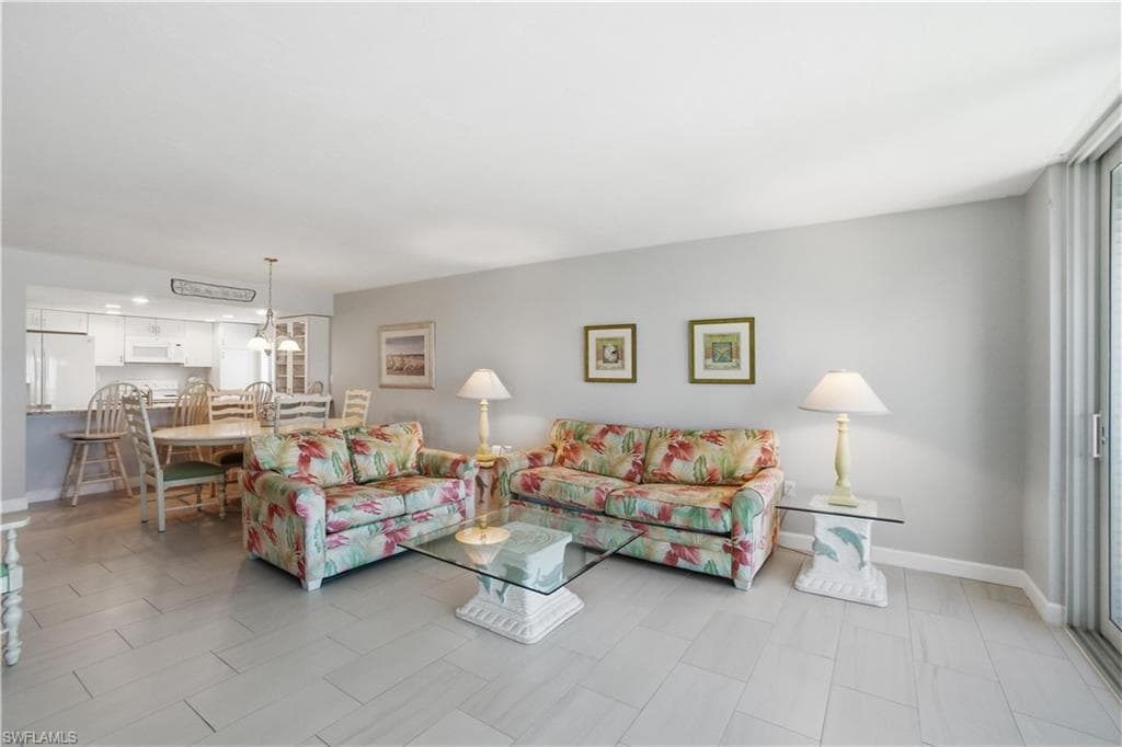 25810 Hickory BLVD # 105, BONITA SPRINGS FL 34134-5