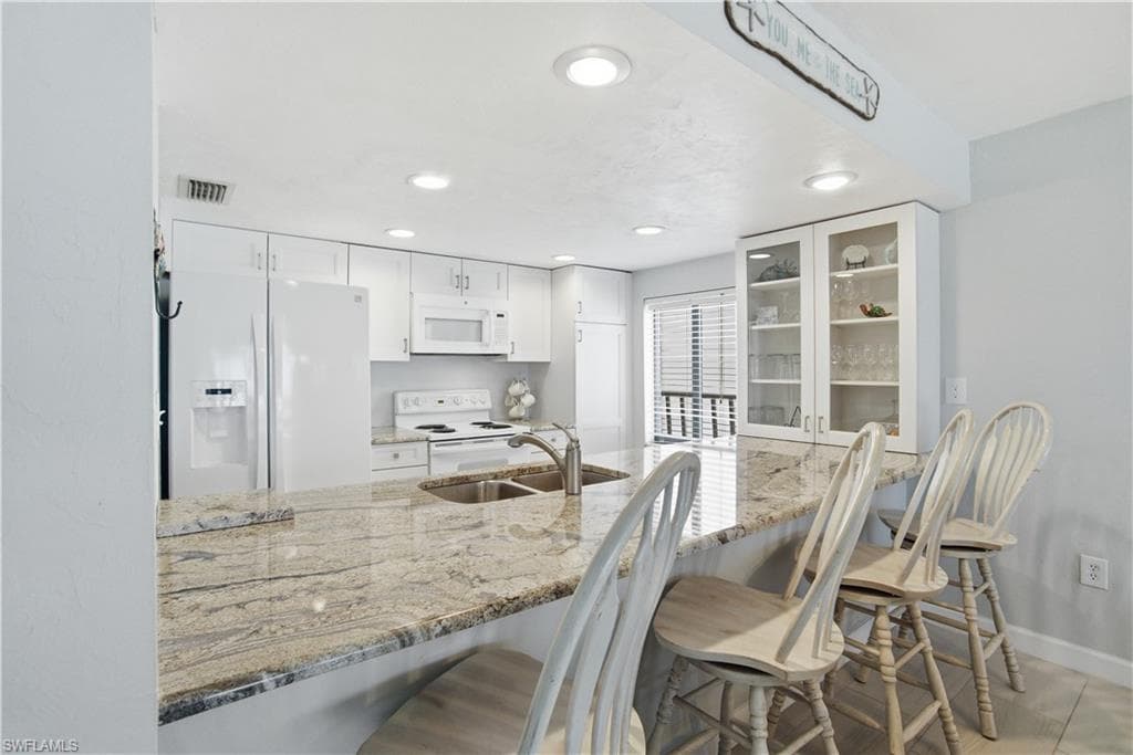 25810 Hickory BLVD # 105, BONITA SPRINGS FL 34134-11