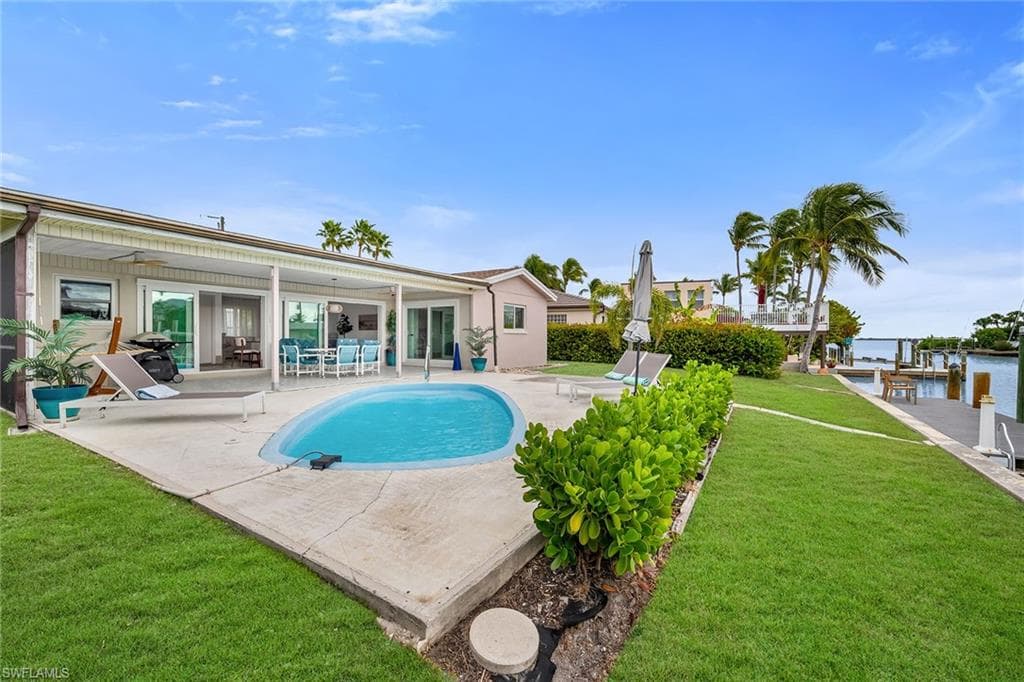 280 Ibis ST, FORT MYERS BEACH FL 33931-23