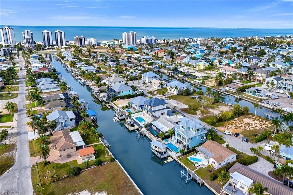 280 Ibis ST, FORT MYERS BEACH FL 33931-32