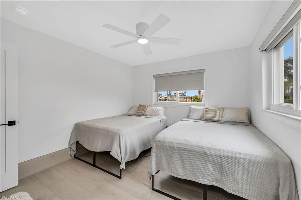 280 Ibis ST, FORT MYERS BEACH FL 33931-18
