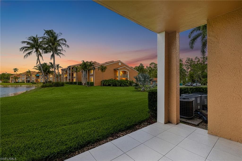 1265 Wildwood Lakes BLVD # 106, NAPLES FL 34104-2