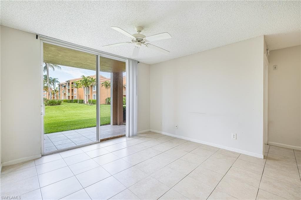 1265 Wildwood Lakes BLVD # 106, NAPLES FL 34104-14