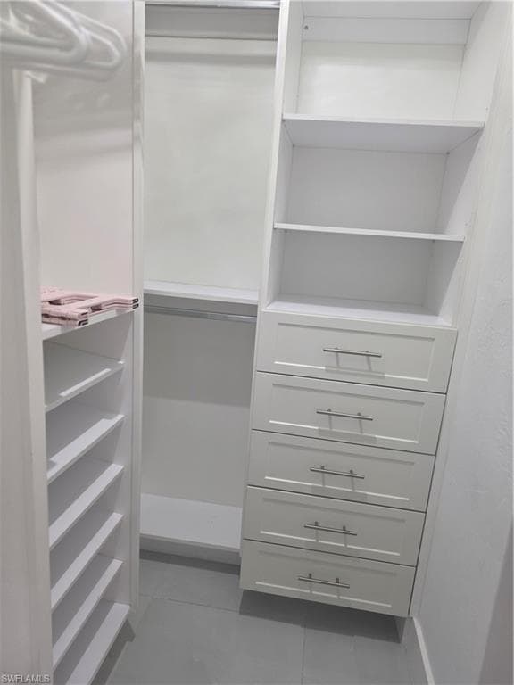 280 Lanchester CT # 38, NAPLES FL 34112-22