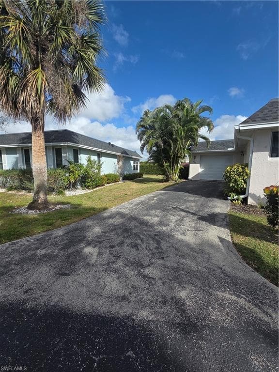 280 Lanchester CT # 38, NAPLES FL 34112-2