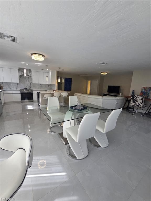 280 Lanchester CT # 38, NAPLES FL 34112-17