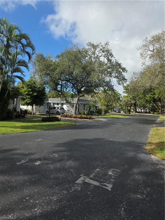 280 Lanchester CT # 38, NAPLES FL 34112-7