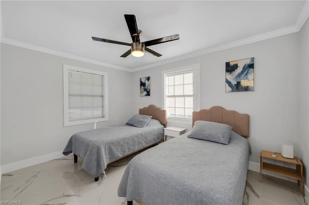 3954 Coconut CIR N, NAPLES FL 34104-16