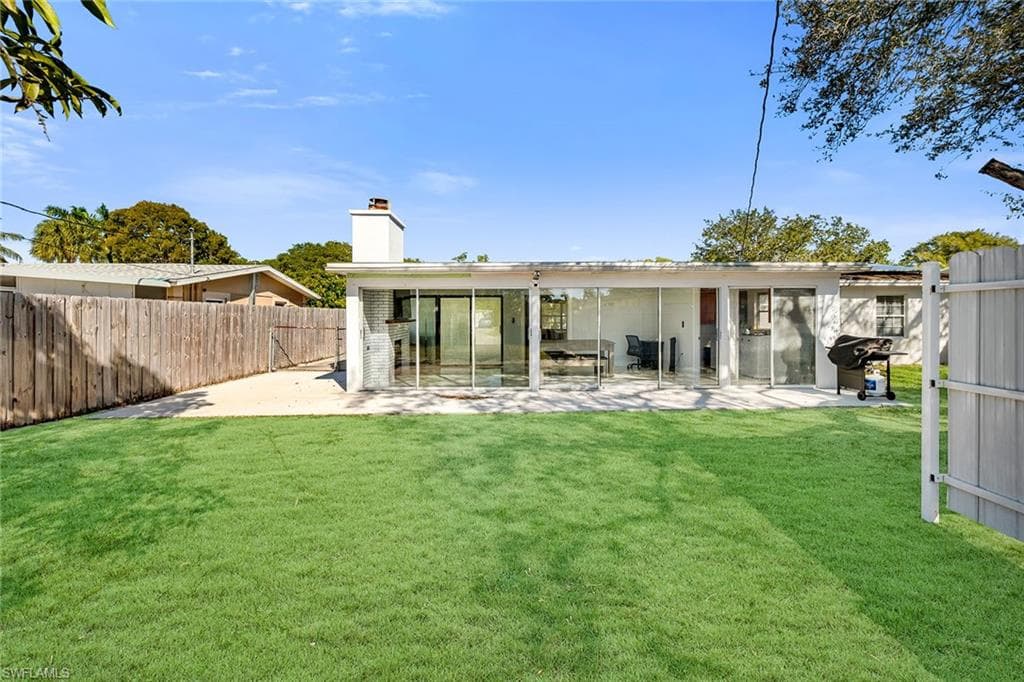 3954 Coconut CIR N, NAPLES FL 34104-28