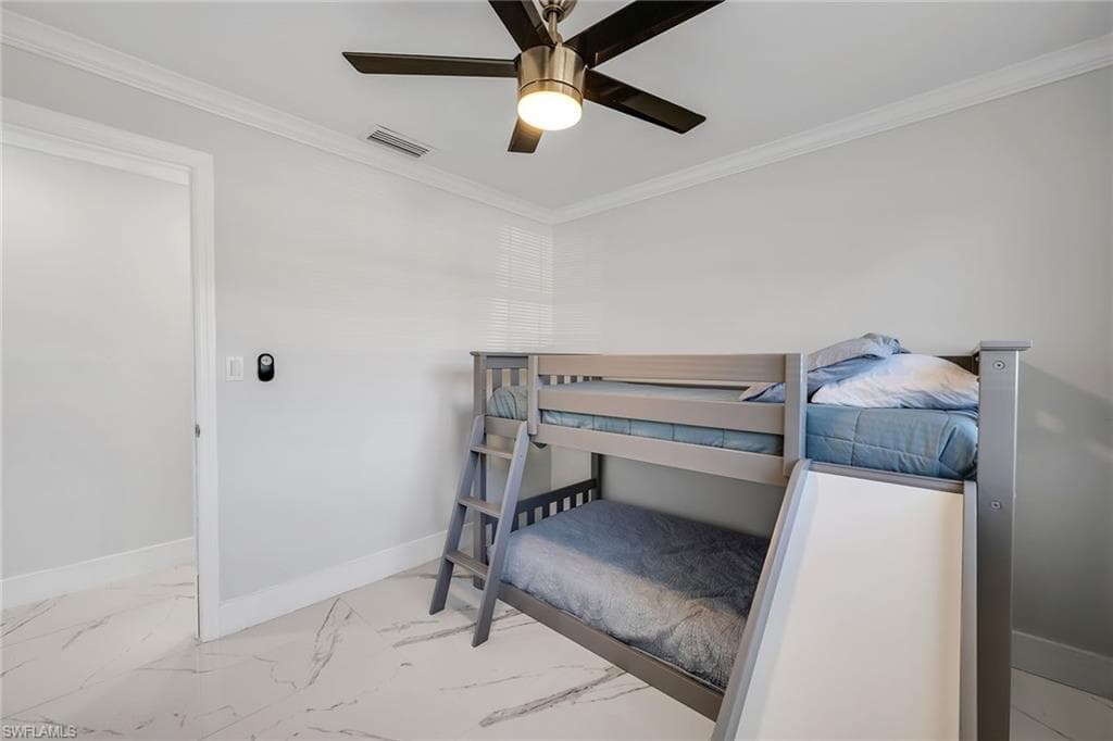 3954 Coconut CIR N, NAPLES FL 34104-20