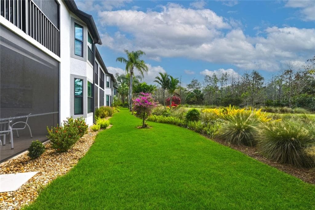 8370 Heritage Links CT # 2016, NAPLES FL 34112-26