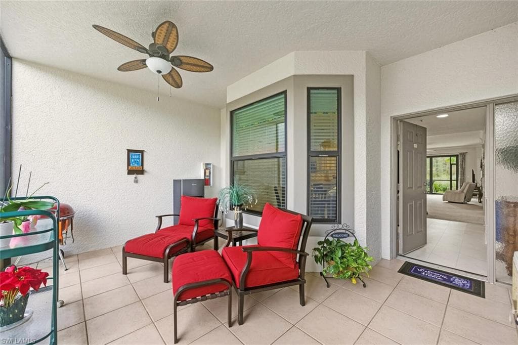 8370 Heritage Links CT # 2016, NAPLES FL 34112-3