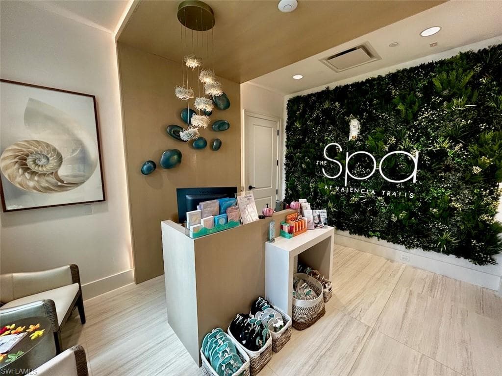11528 Jacaranda DR-36