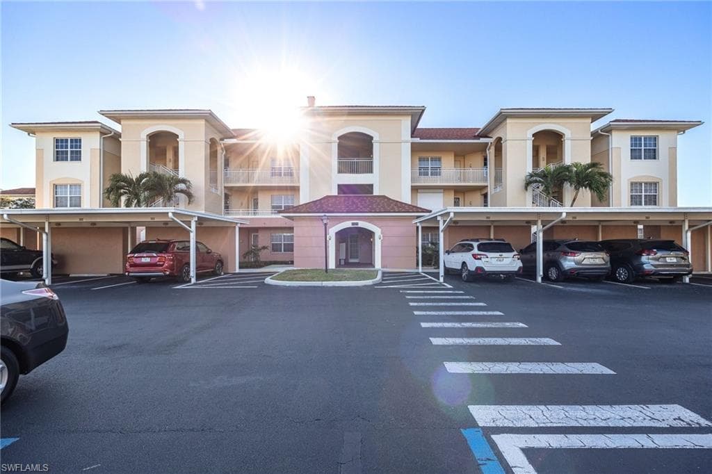 1121 Van Loon Commons CIR # 305, CAPE CORAL FL 33909-2