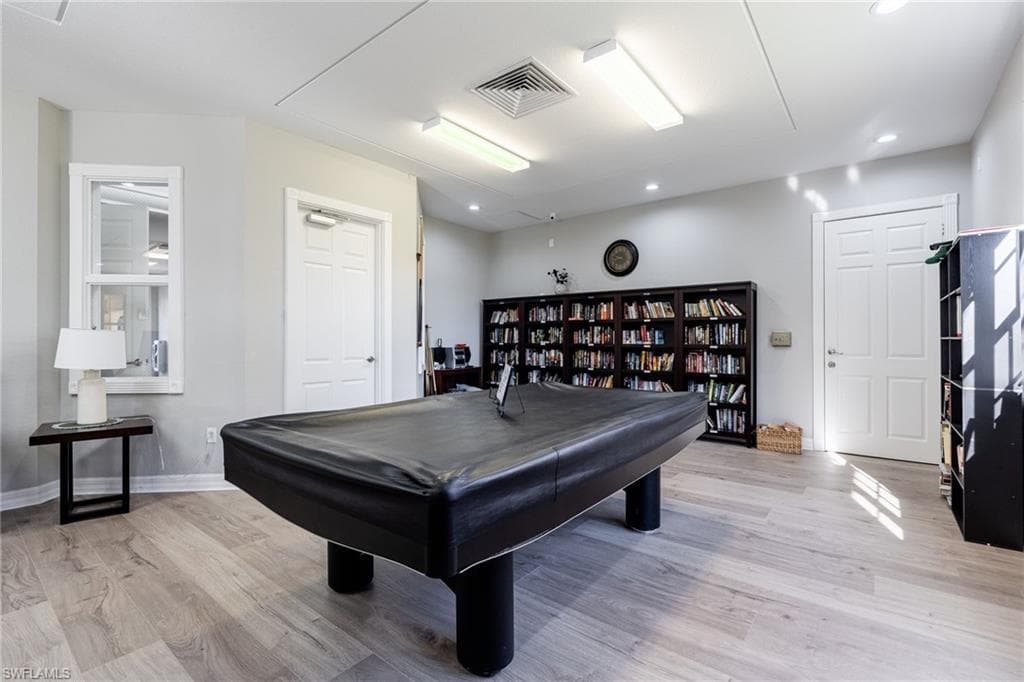 1121 Van Loon Commons CIR # 305, CAPE CORAL FL 33909-32