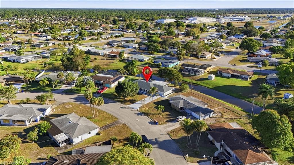 113 E Lake DR, LEHIGH ACRES FL 33936-8