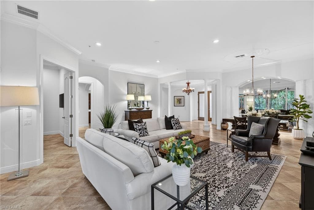 28540 Calabria CT # 101, NAPLES FL 34110-2