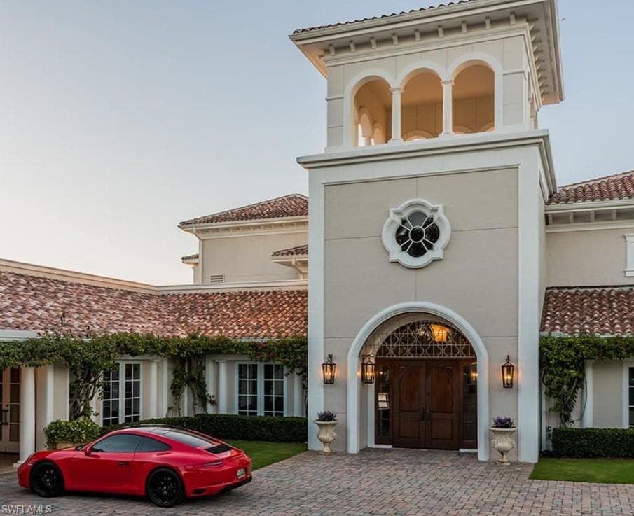 28540 Calabria CT # 101, NAPLES FL 34110-33