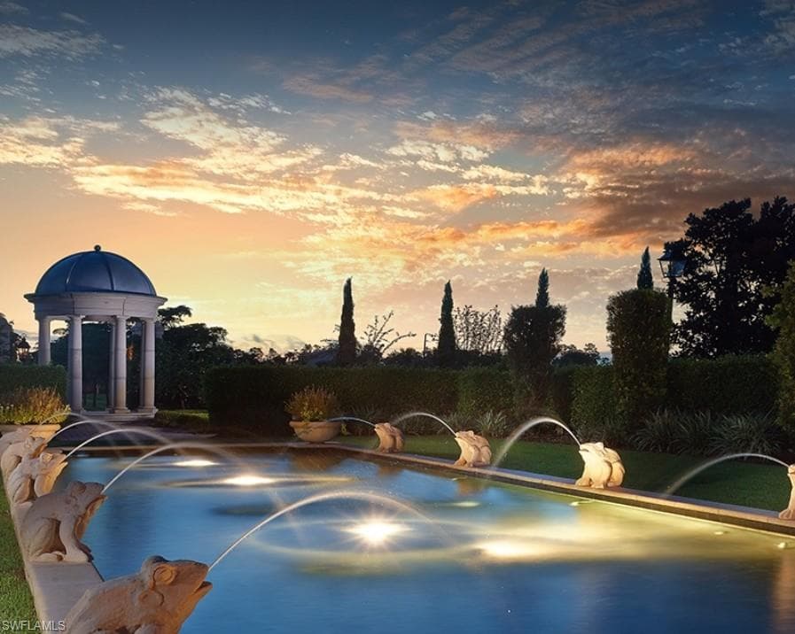 28540 Calabria CT # 101, NAPLES FL 34110-37