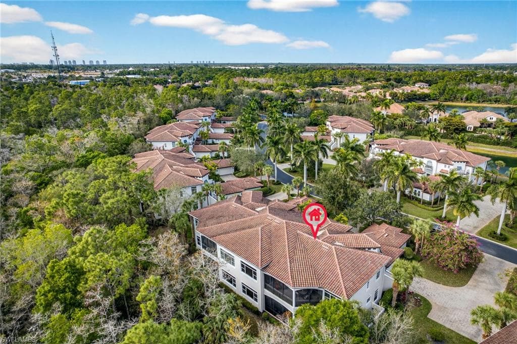 28540 Calabria CT # 101, NAPLES FL 34110-28