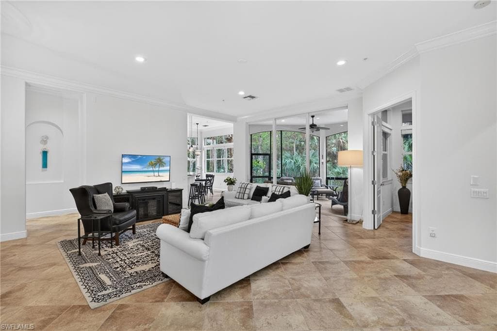 28540 Calabria CT # 101, NAPLES FL 34110-3