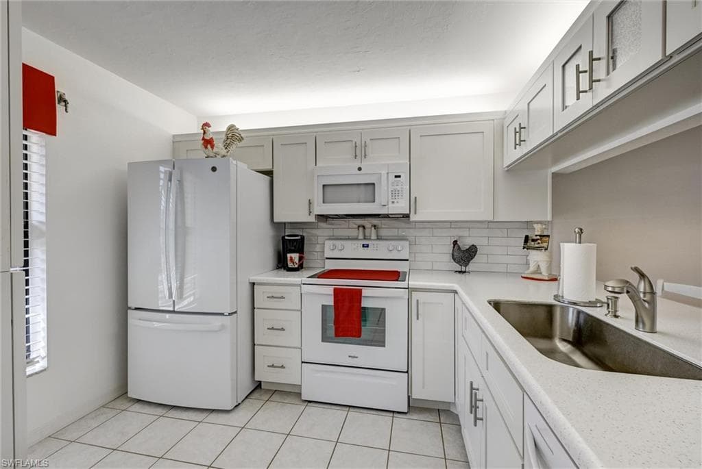 15000 Arbor Lakes DR E 2-2