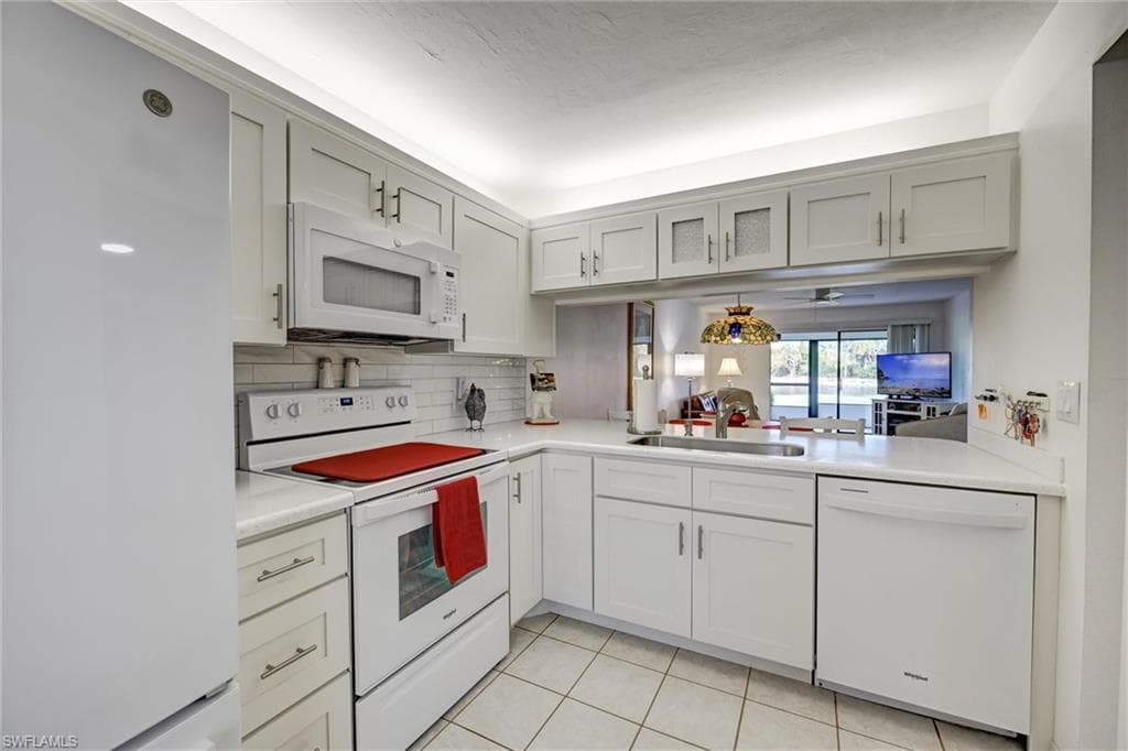 15000 Arbor Lakes DR E 2-3