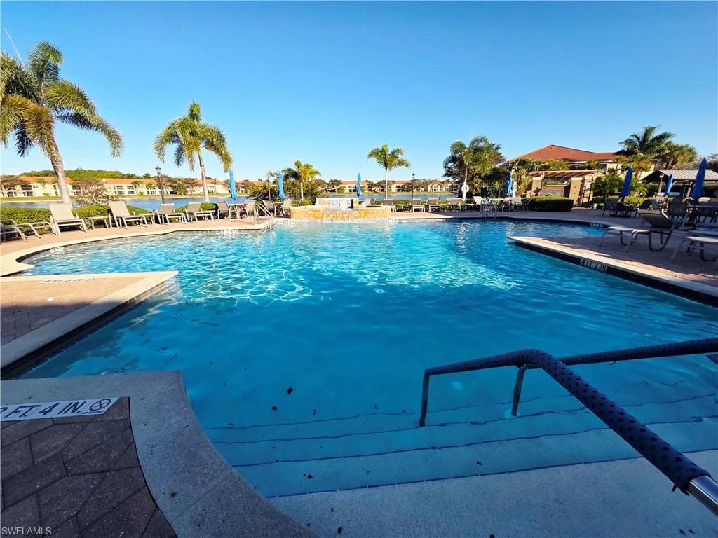 6775 Huntington Lakes CIR # 202, NAPLES FL 34119-35