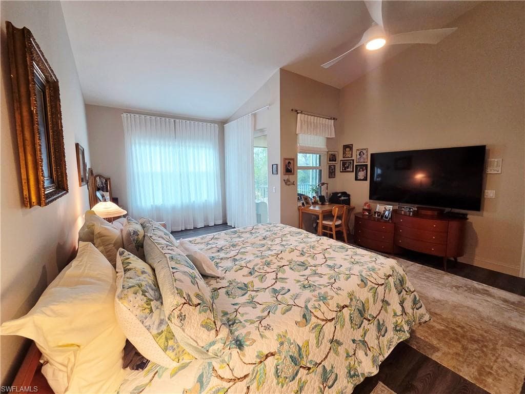 6775 Huntington Lakes CIR # 202, NAPLES FL 34119-8