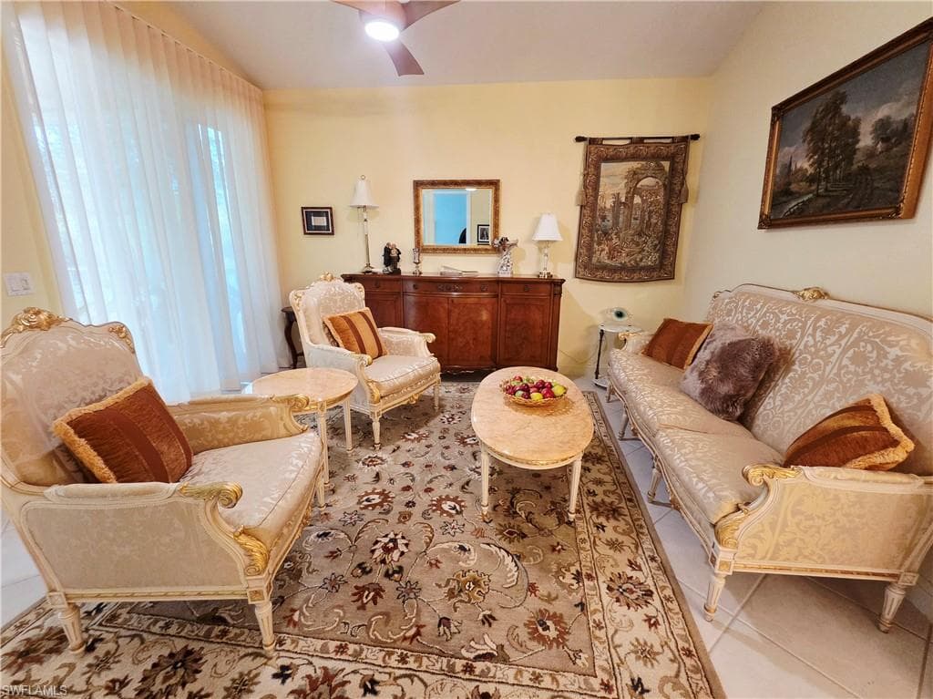 6775 Huntington Lakes CIR # 202, NAPLES FL 34119-23