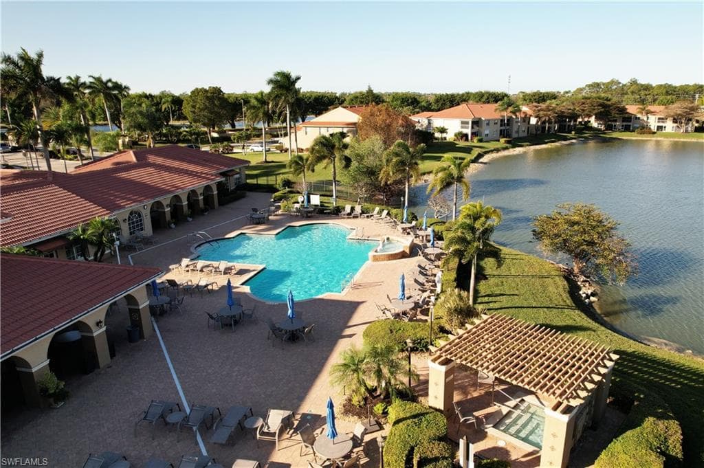 6775 Huntington Lakes CIR # 202, NAPLES FL 34119-34