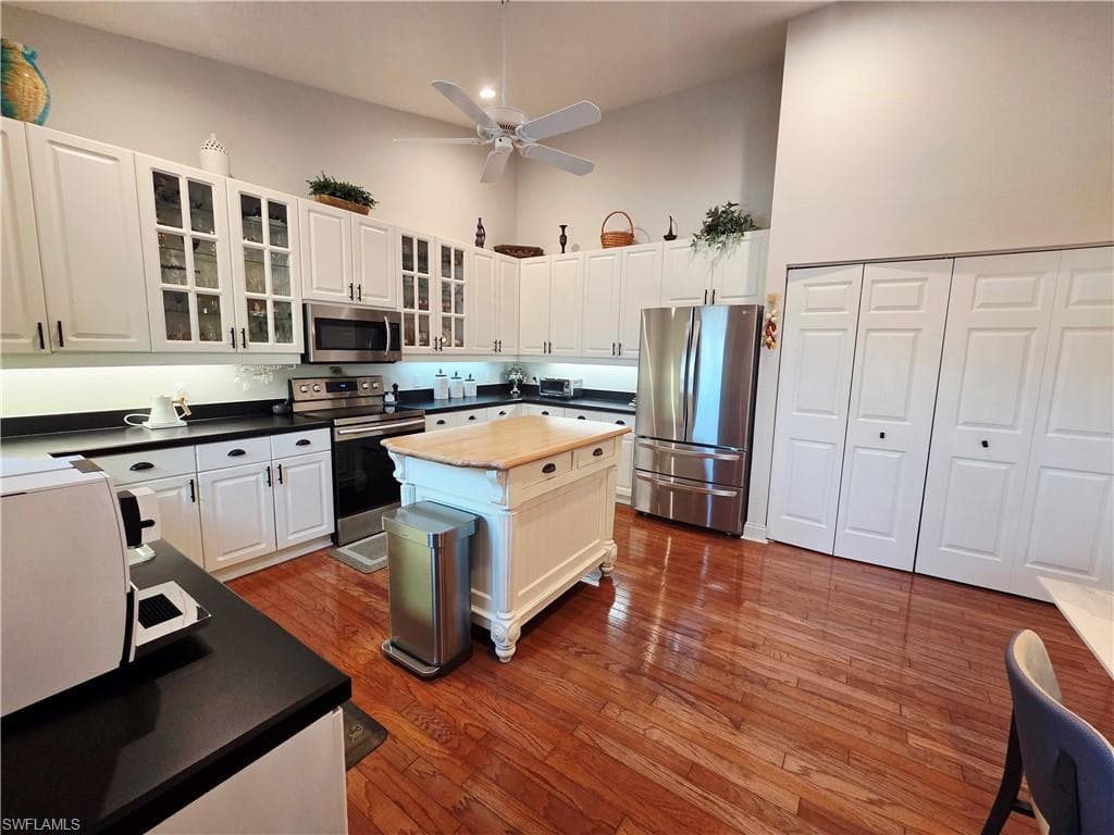 6775 Huntington Lakes CIR # 202, NAPLES FL 34119-3