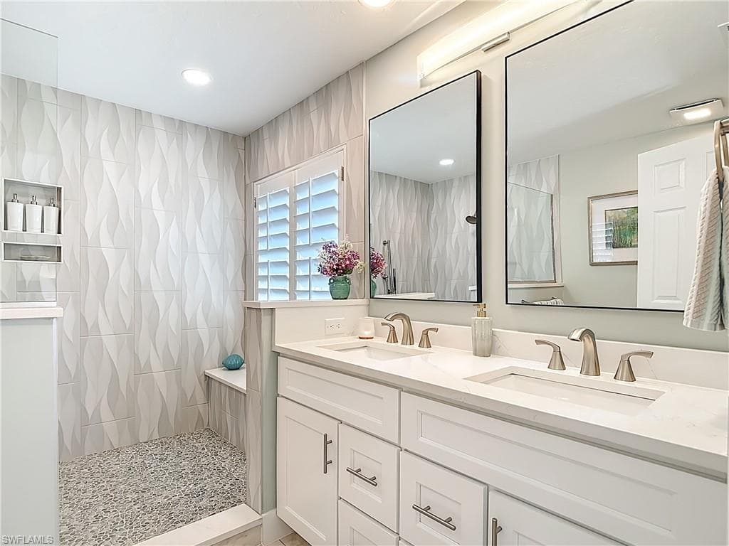 2580 Valparaiso BLVD, NORTH FORT MYERS FL 33917-21